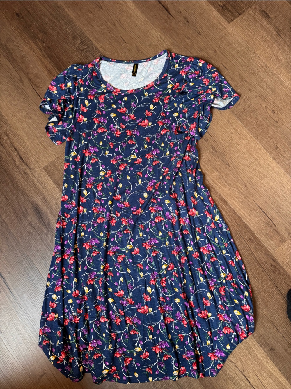 Navy Floral Midi Dress with Short Sleeves